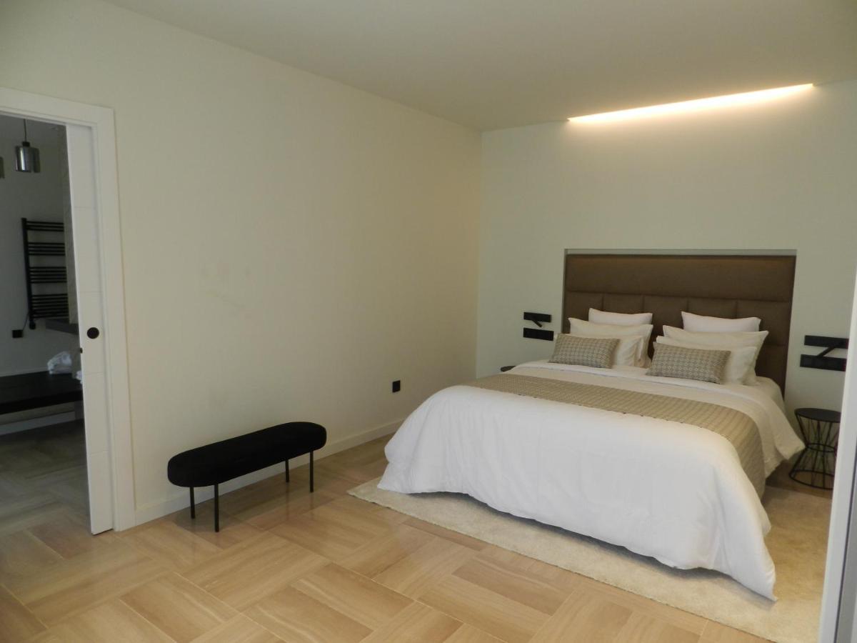 Hotel Manel Martorell Ngoại thất bức ảnh